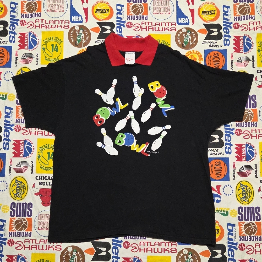 Black Bowling Graphic T-Shirt with Red Collar